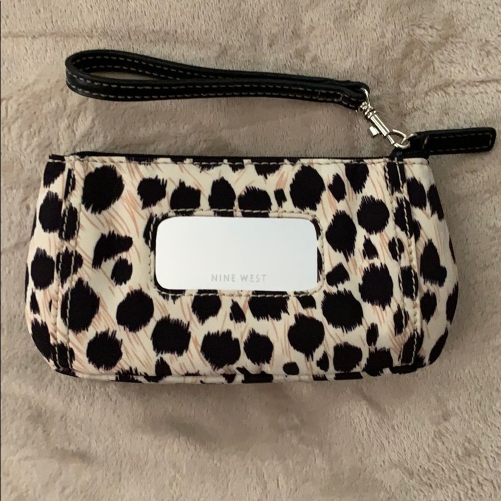 Classic Nine West cheetah print wristlet